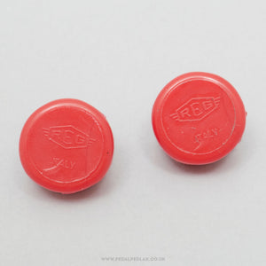 REG NOS Vintage Red Toe Strap End Buttons - Pedal Pedlar - Buy New Old Stock Bike Parts